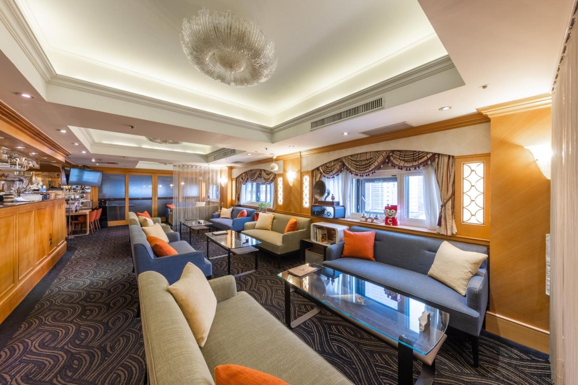 Cosmos Hotel Taipei Exterior foto The interior of the lounge